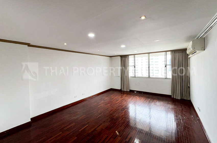 Condominium in Sukhumvit 