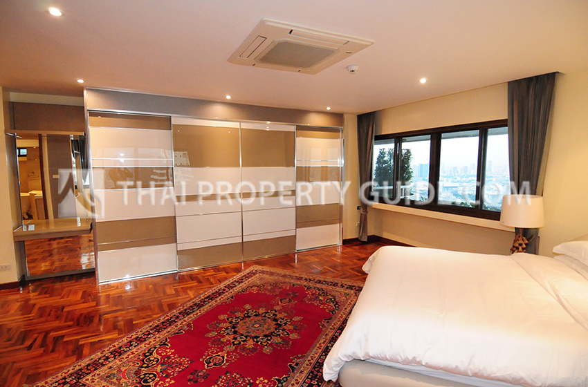Condominium in Sukhumvit 