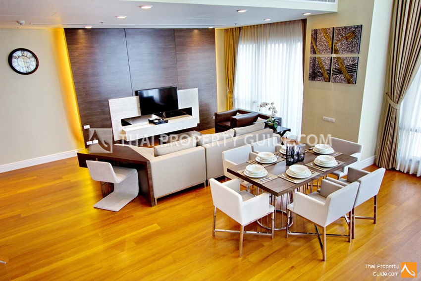 Condominium in Sukhumvit : Bright Sukhumvit 24 
