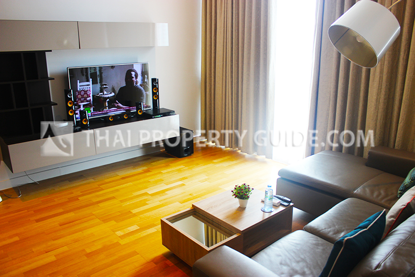 Condominium in Sukhumvit : Millennium Residence 