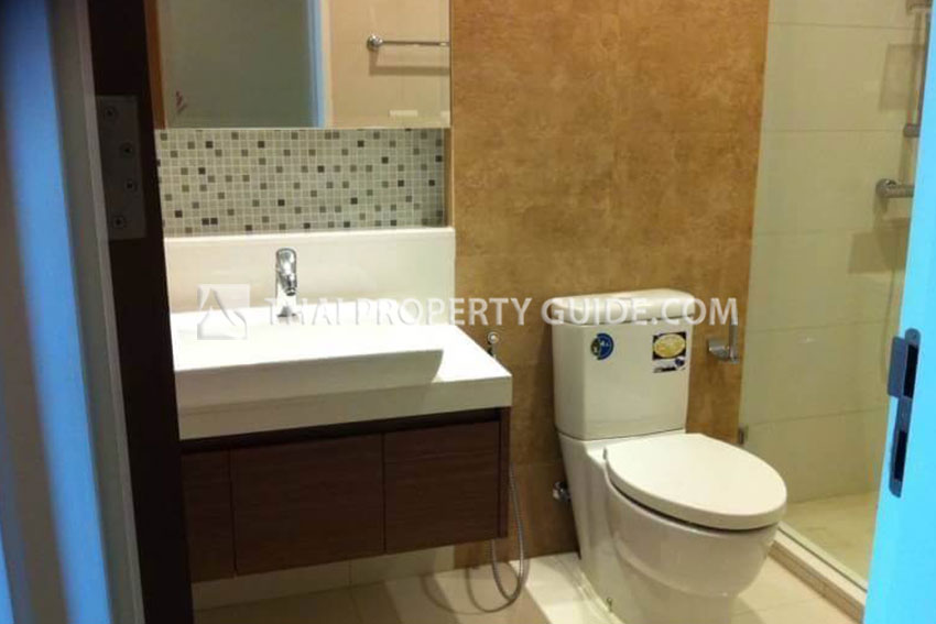 Condominium in Sukhumvit : Bright Sukhumvit 24 
