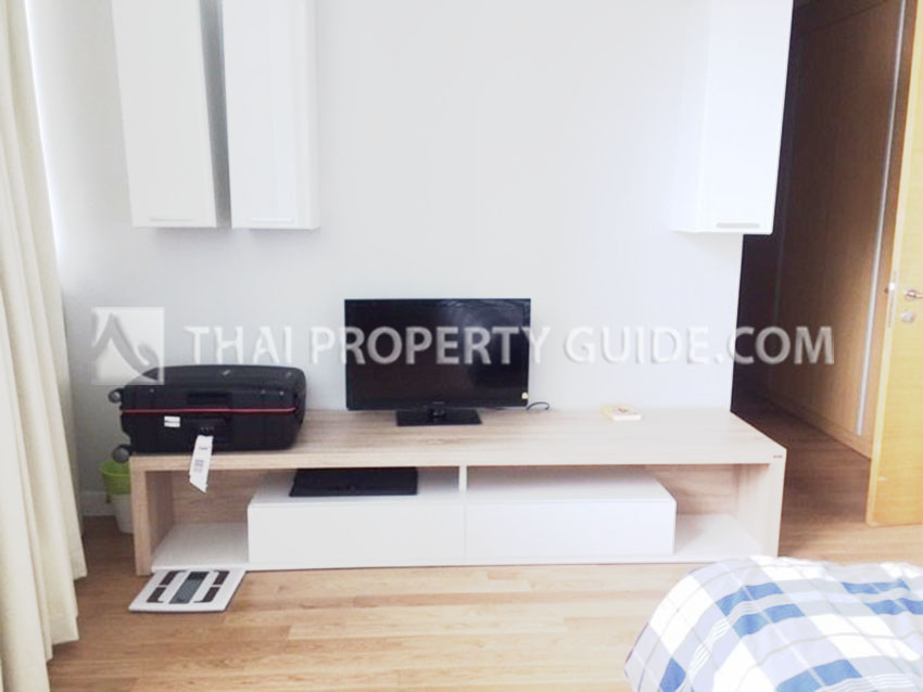 Condominium in Sukhumvit : Millennium Residence 