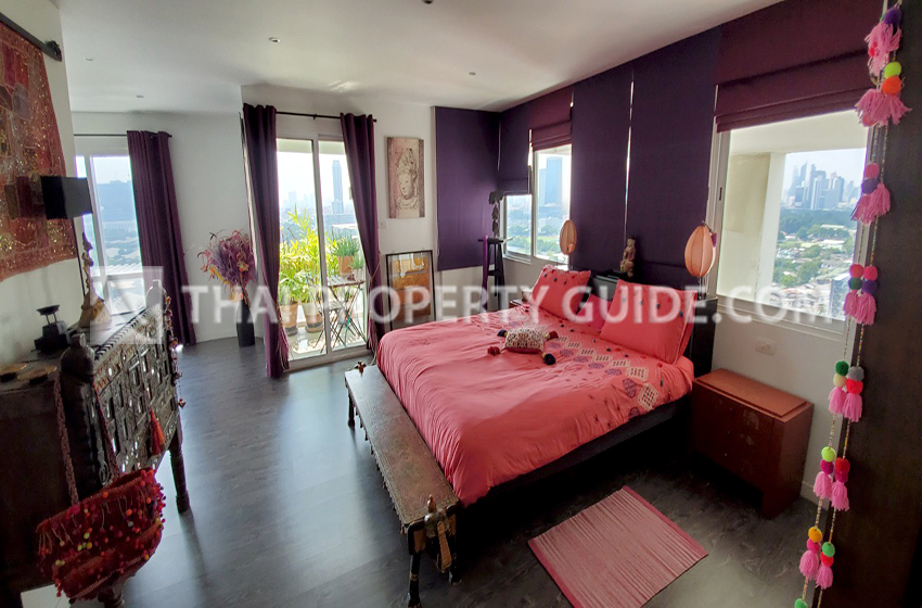 Condominium in Sukhumvit 