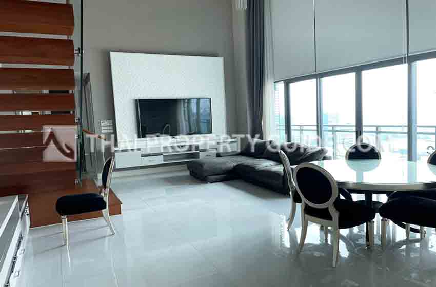 Condominium in Sukhumvit : Bright Sukhumvit 24 