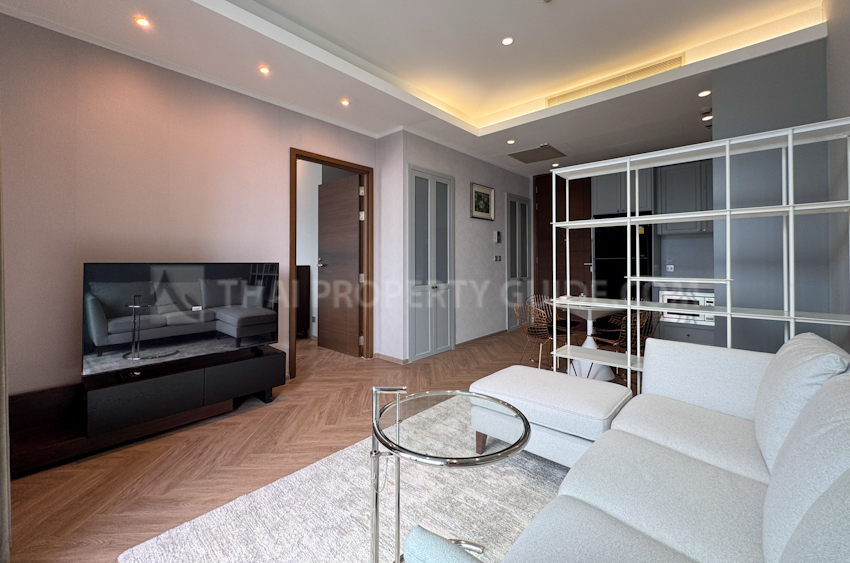 House with Shared Pool for rent in Bangnatrad