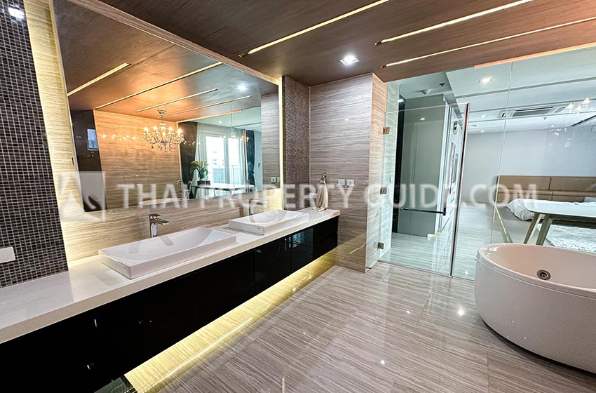 Condominium in Sukhumvit 