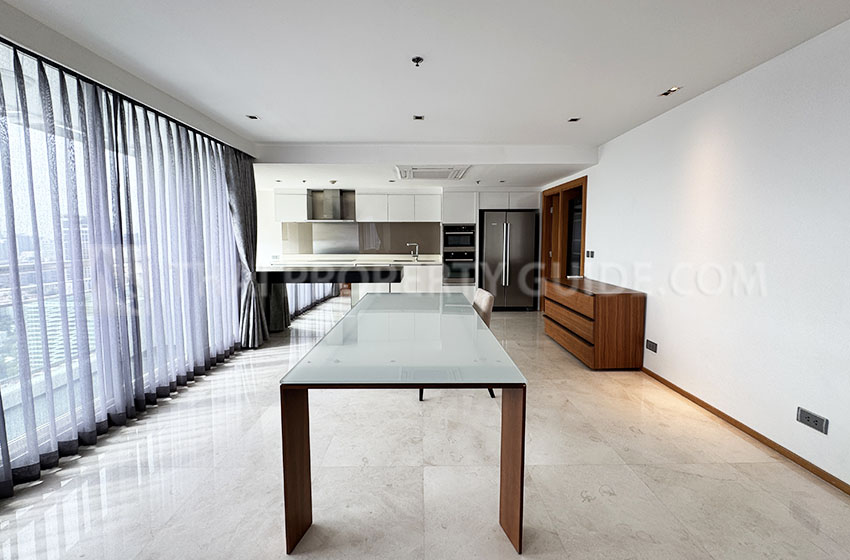 Condominium in Sukhumvit : The Eight Thonglor Residence 