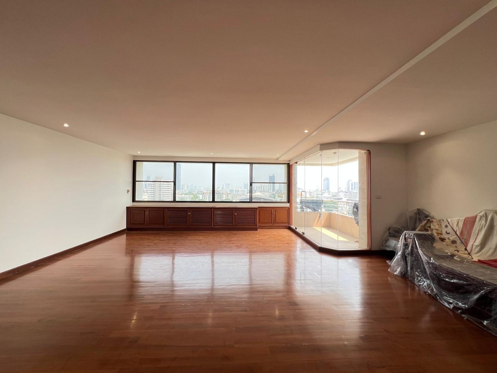 Condominium in Sukhumvit 