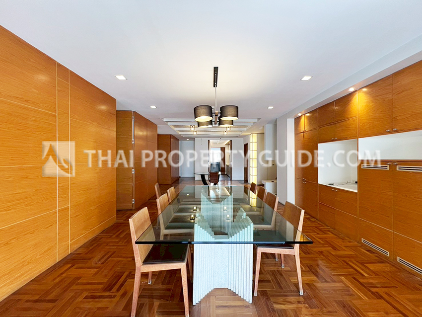 Condominium in Sukhumvit 