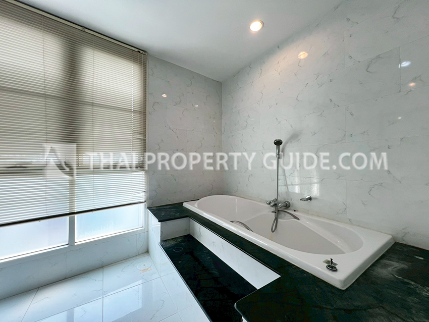 Condominium in Sukhumvit 