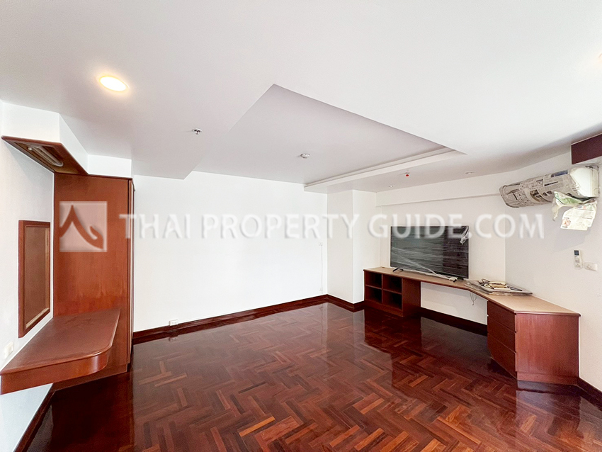 Condominium in Sukhumvit 