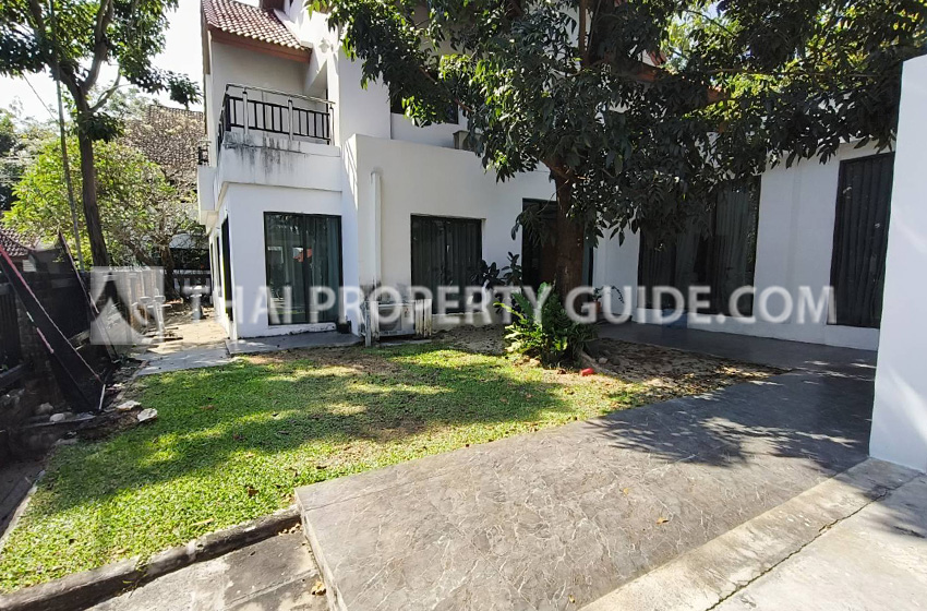 House in Nichada Thani 