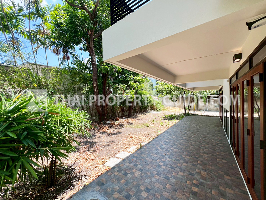House in Sathorn 