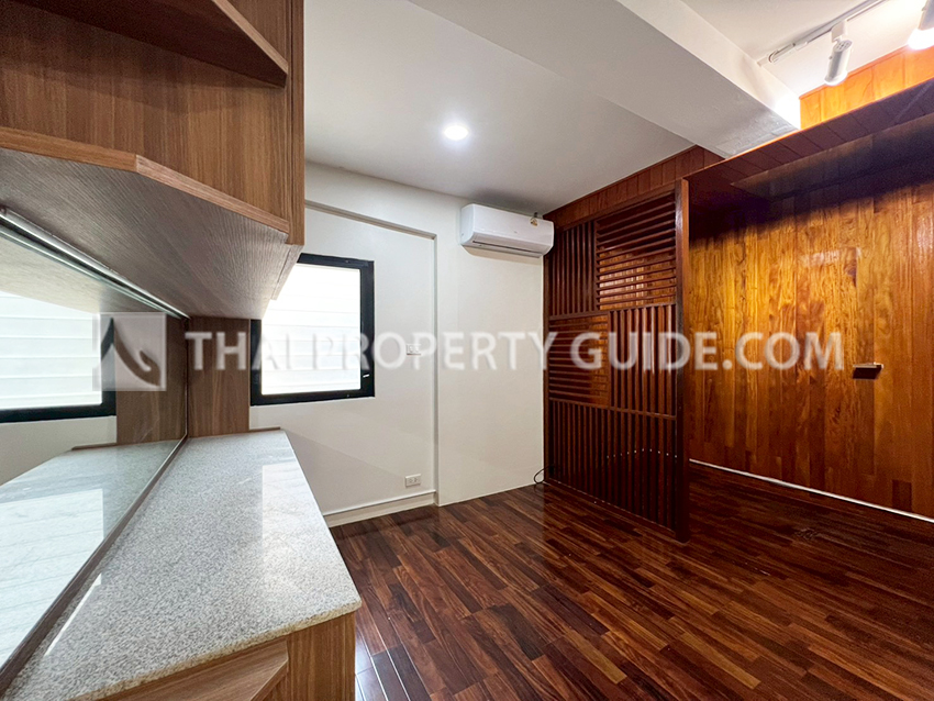 House in Sathorn 
