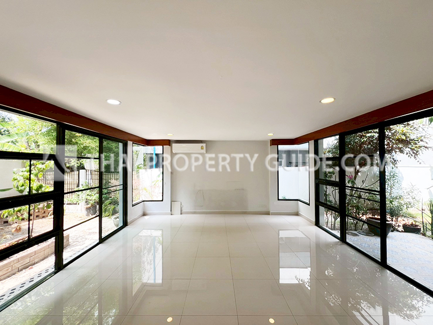 House in Sukhumvit 