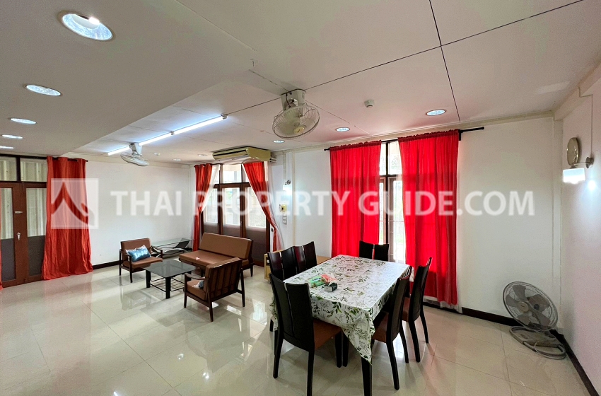 House in Sukhumvit 