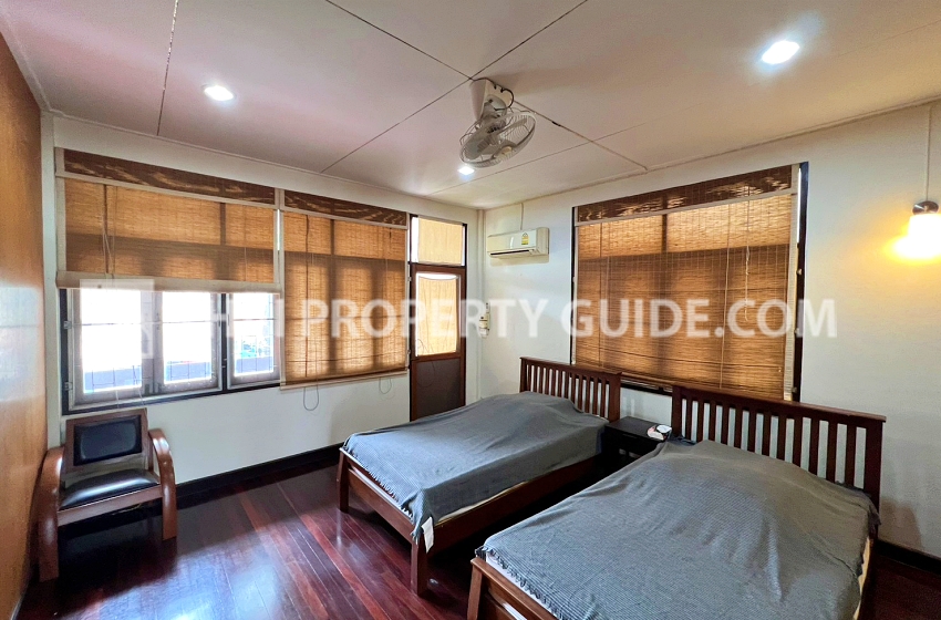 House in Sukhumvit 