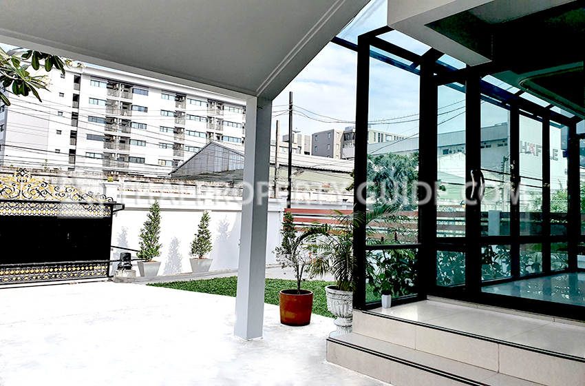 House in Sukhumvit 