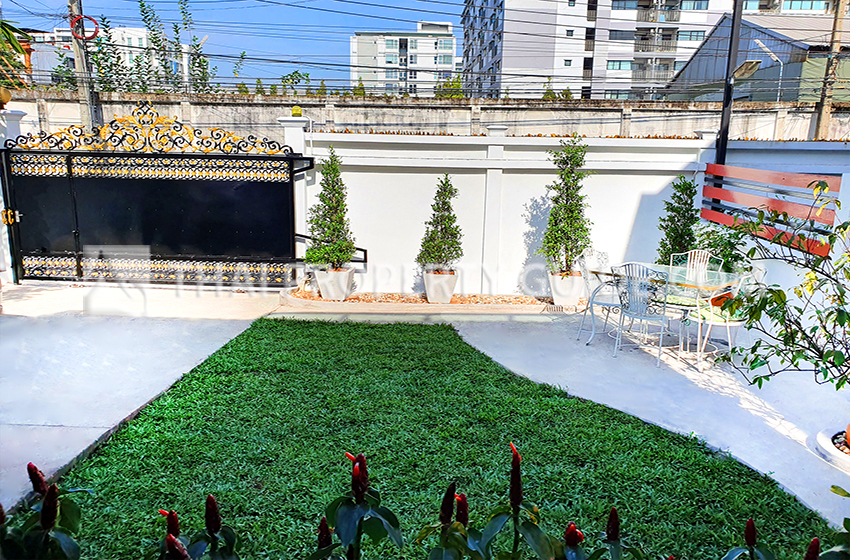 House in Sukhumvit 