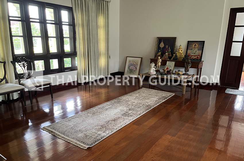 House in Sukhumvit 
