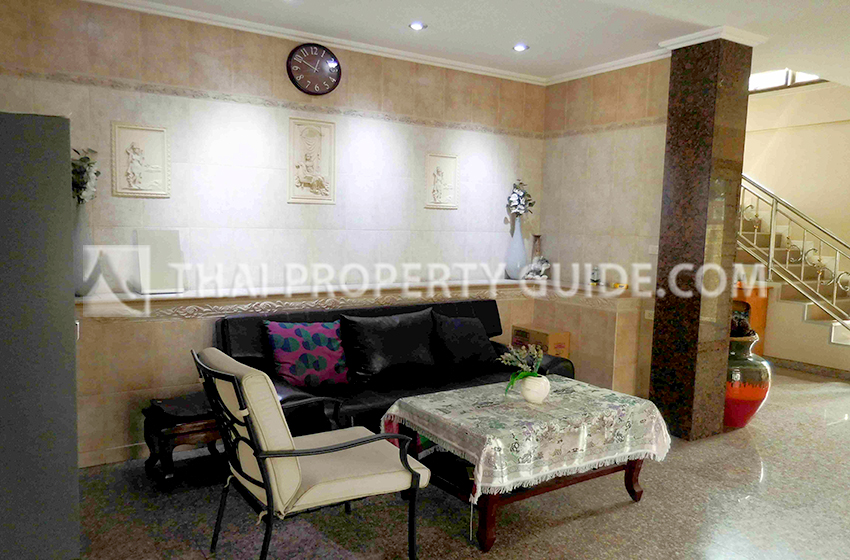 House with Private Pool in Chaengwattana (near Nichada Thani) 