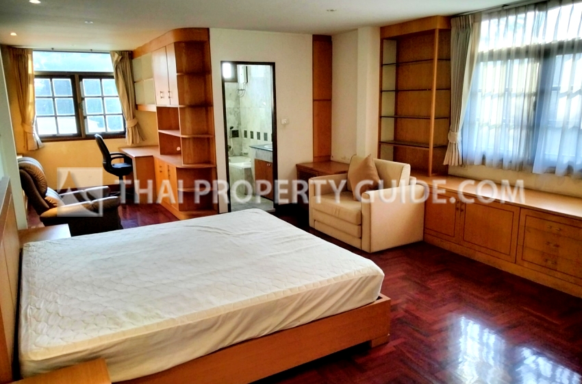 House with Private Pool in Bangnatrad 