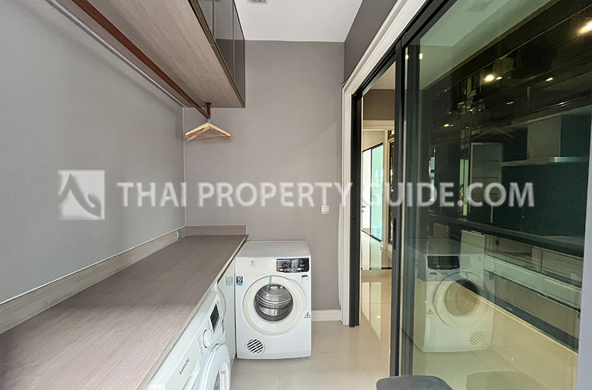 House with Private Pool in Bangnatrad 