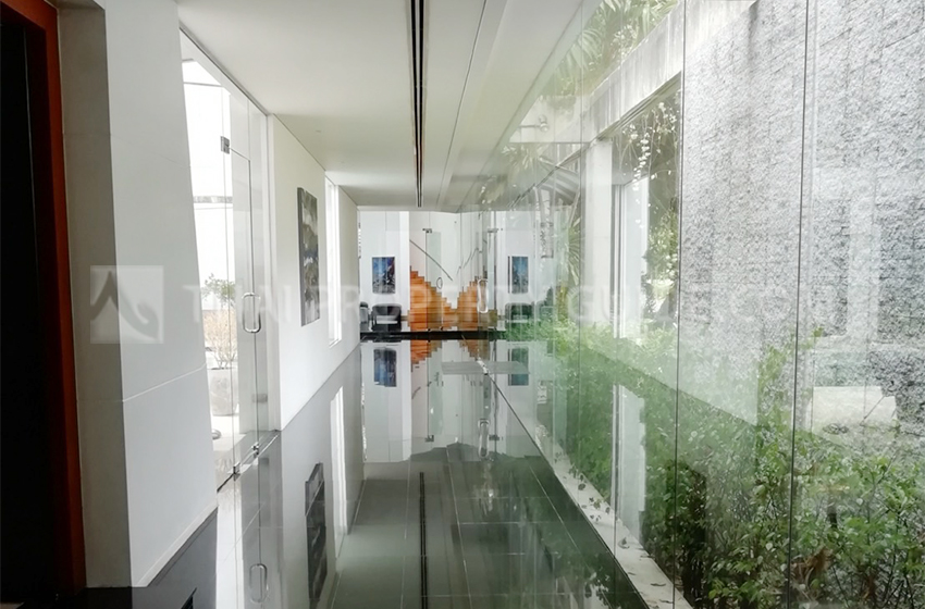 House with Private Pool in Nichada Thani 