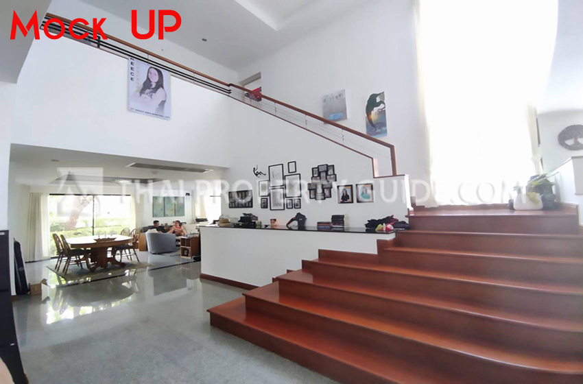 House with Private Pool in Nichada Thani 