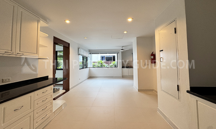 House with Private Pool in Nichada Thani 