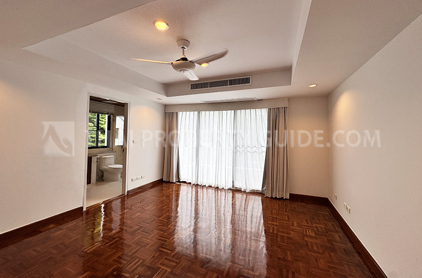 House with Private Pool in Nichada Thani 