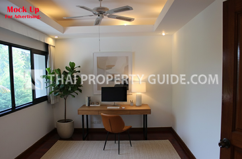 House with Private Pool in Nichada Thani 