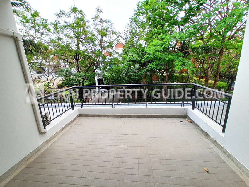 House with Private Pool in Nichada Thani 