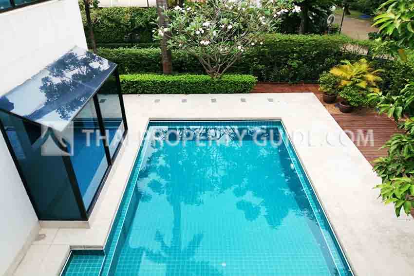 House with Private Pool in Nichada Thani 