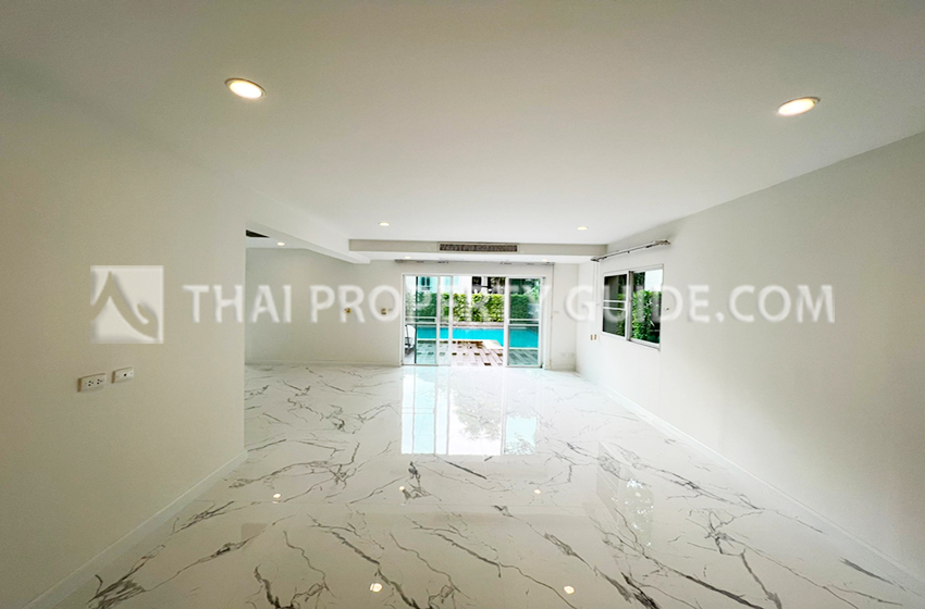 House with Private Pool in Nichada Thani 