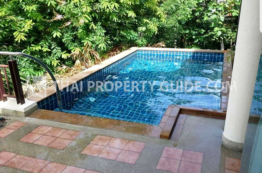 House with Private Pool in Nichada Thani 