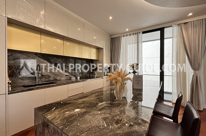 House with Private Pool in Pattanakarn 