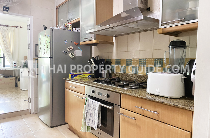 House with Private Pool in Sathorn 
