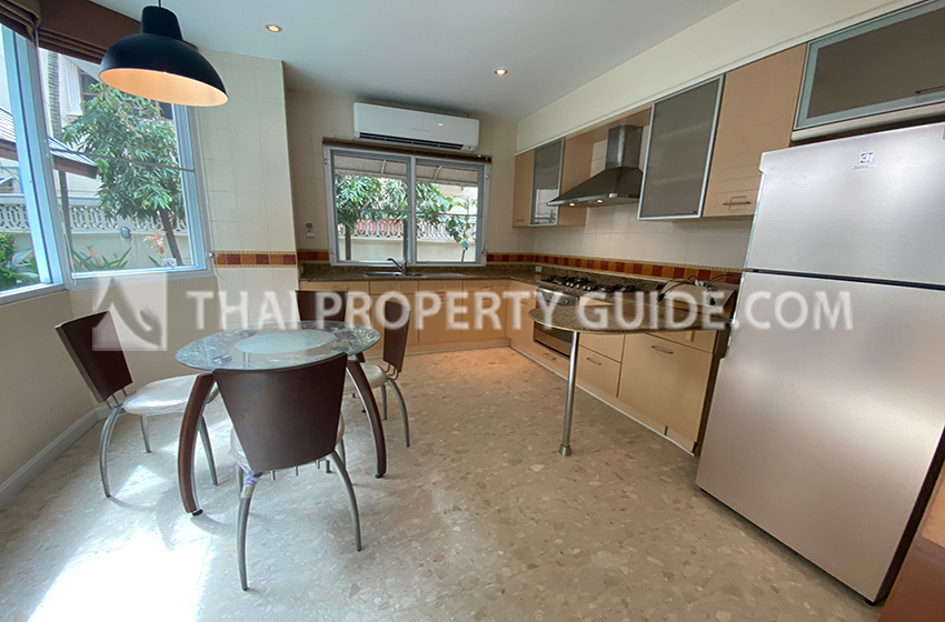 House with Private Pool in Sathorn 