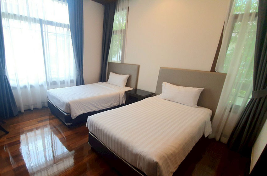 House with Private Pool in Sathorn 