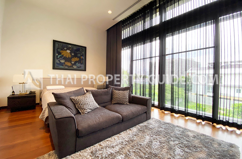 House with Private Pool in Sathorn 