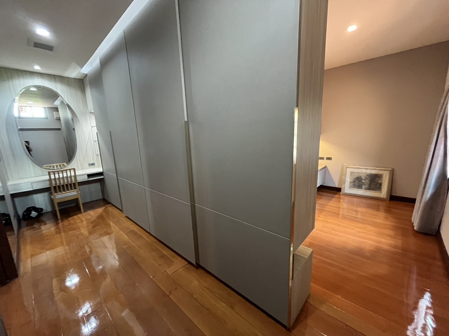 House with Private Pool in Srinakarin 