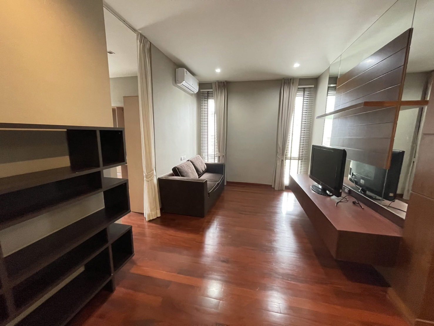 House with Private Pool in Sukhumvit 