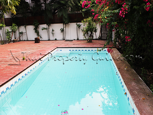 House with Private Pool in Sukhumvit