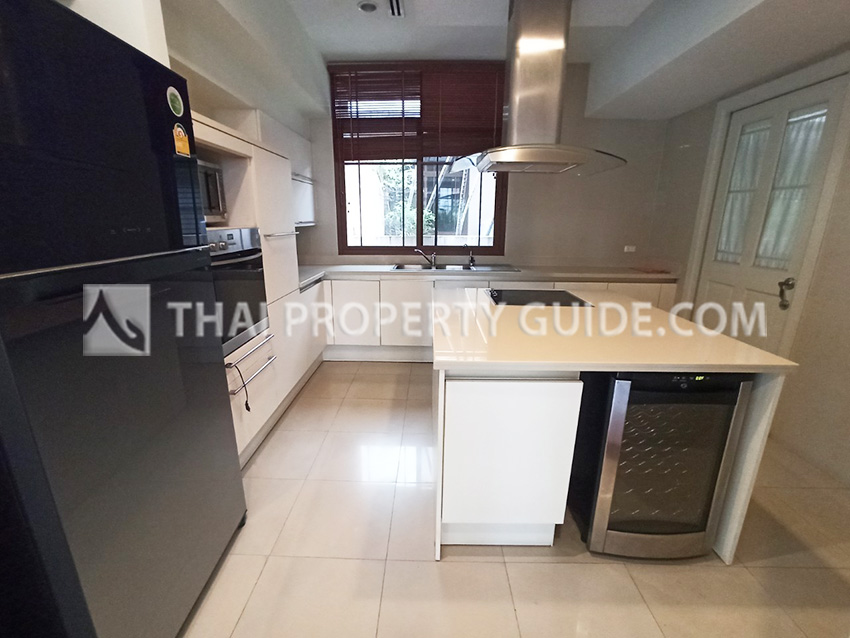 House with Private Pool in Sukhumvit 