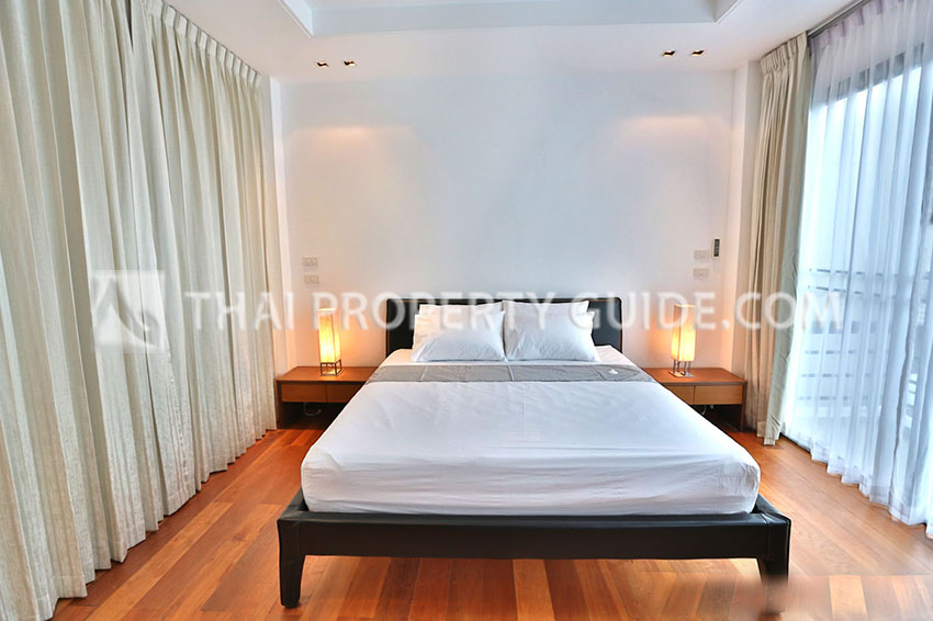 House with Private Pool in Sukhumvit 