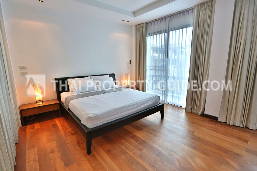 House with Private Pool in Sukhumvit 