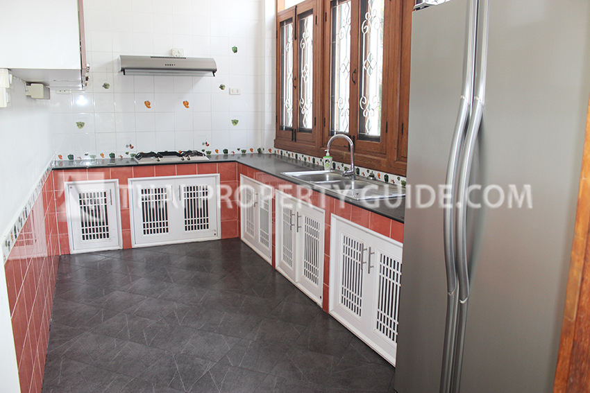 House with Private Pool in Sukhumvit 