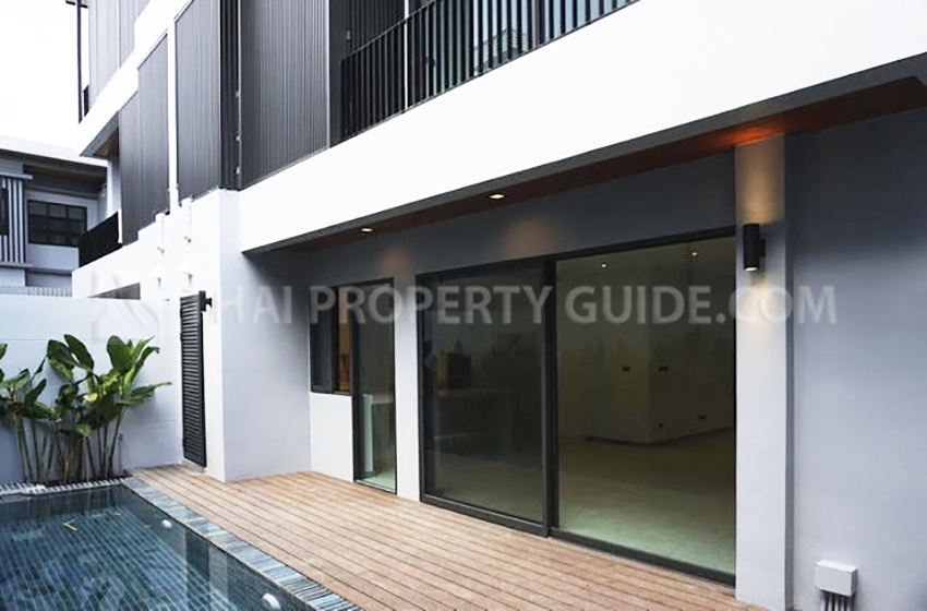 House with Private Pool in Sukhumvit 