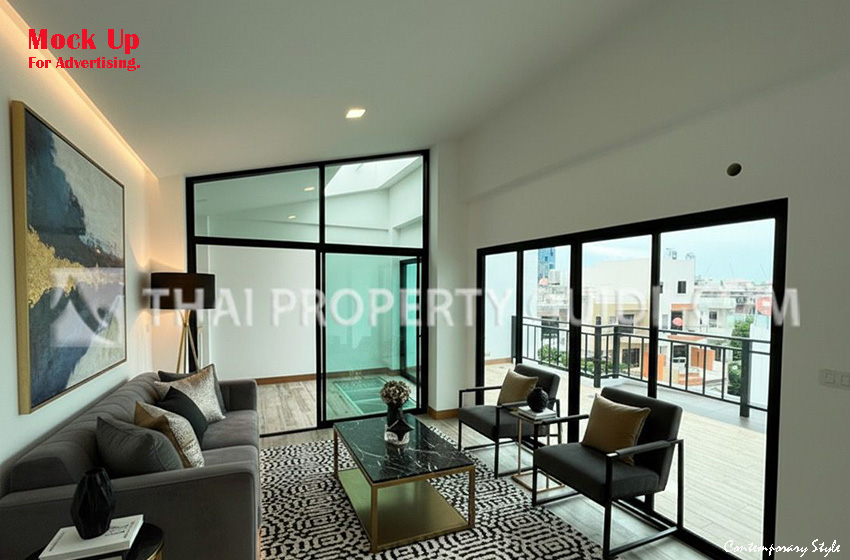 House with Private Pool in Sukhumvit 